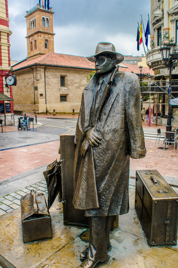 Art in Oviedo Spain: Hundreds of Sculptures Waiting to be Discovered! || The Travel Tester