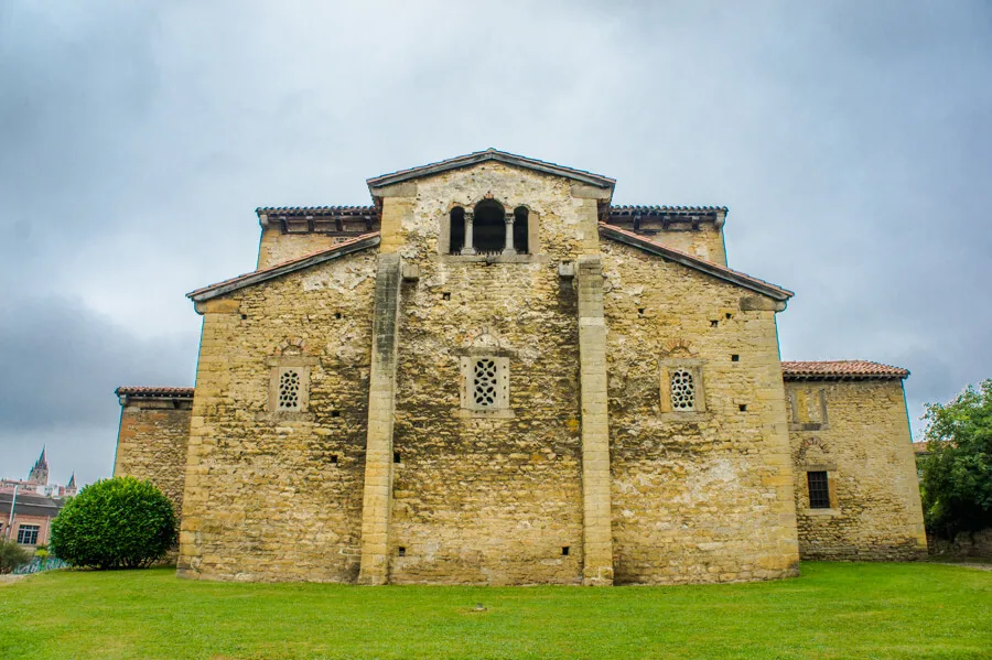 What to do in Oviedo Spain for a Weekend? See the Highlights with these Tips! || The Travel Tester